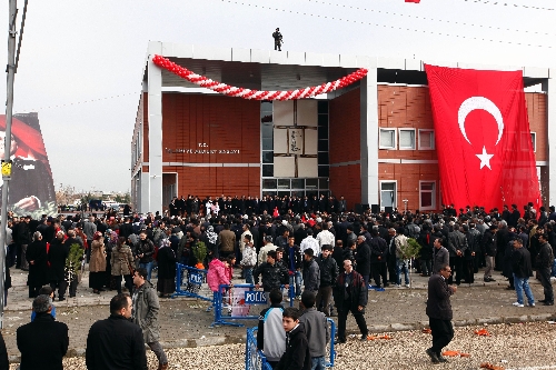 Bakan Ergin: Hukuk ve ceza davalarının azami yargılama süresi 1 yıla inecek