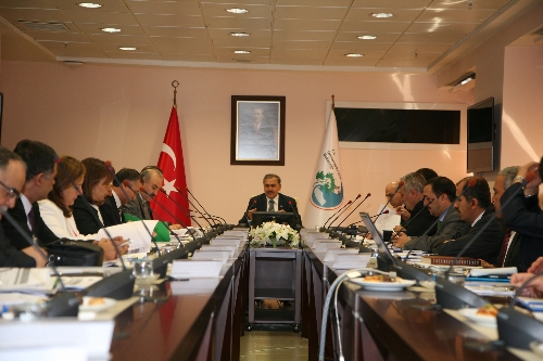 Bakan Eroğlu: Dere yataklarında felaket yaşanmasına son vereceğiz