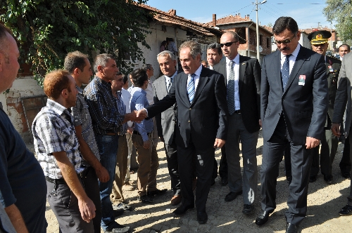 Bakan Günay: Yaşadığımız tüm bu acılara rağmen hala milletimizi ayırmıyoruz