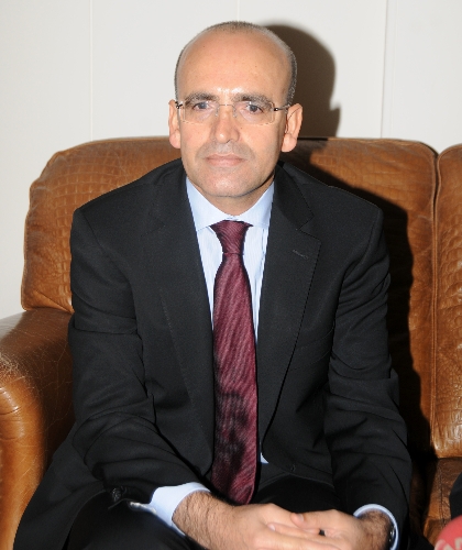 Bakan Şimşek: Reyting kuruluşları Türkiye'yi geriden takip ediyor
