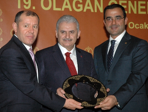 Bakan Yıldırım: Muhalefet ederek EXPO'ye destek olunmaz