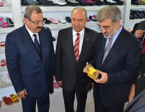 Bakan Yıldız: Irak'ın normalleşmesine en büyük katkı Türkiye'den gelecek