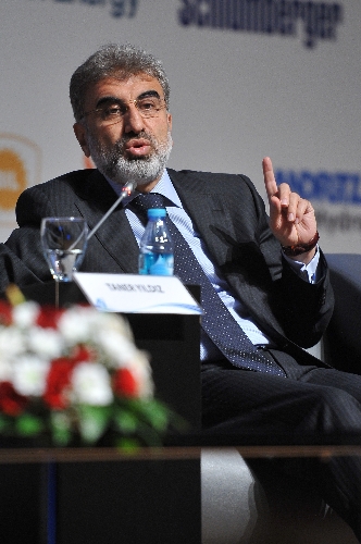 Bakan Yıldız: Suriye'ye verilen elektiriğin kesimesi sözkonusu değil