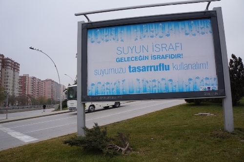 Bakanlık vatandaşı su tasarrufu konusunda bilgilendiriyor
