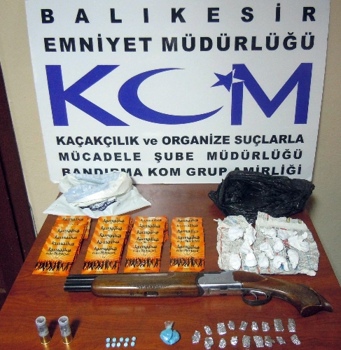Bandırma'daki uyuşturucu operasyonunda 7 kişi tutuklandı