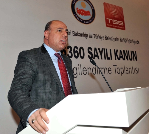 Başkan Ayanoğlu: Büyükşehir Yasası, yerel bazda kalkınma sürecini hızlandıracak