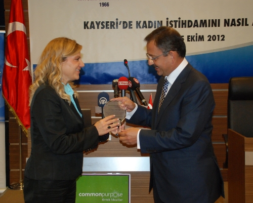 Başkan Özhaseki: Her derde derman, her yaraya merhem oluyoruz
