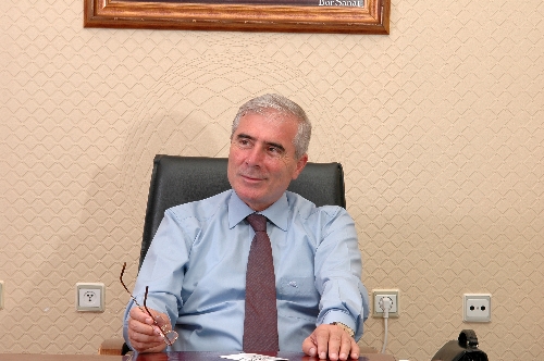Başkan Yenihan, Öğretmenler Günü mesajı yayımladı