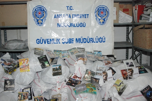 Başkent polisi, korsan CD'ye geçit vermiyor