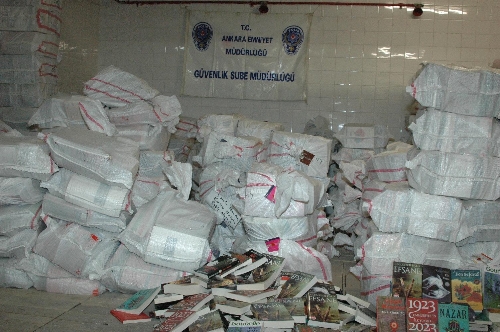 Başkent polisi 'korsana' yeni yılda da geçit vermiyor