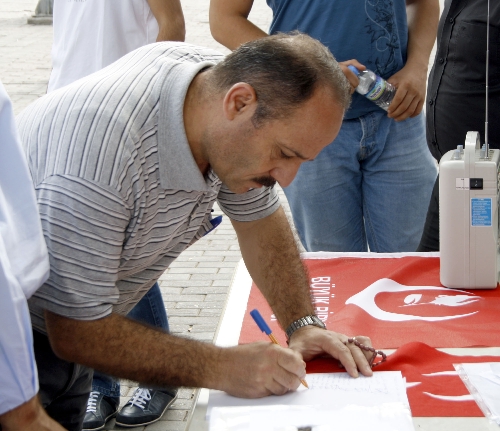 BBP'den Dokunulmazlıklar Kaldırılsın Kampanyası (FOTOĞRAF)