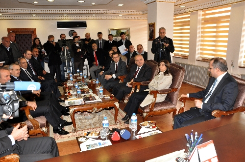 BDP'li Tunceli Belediye Başkanı'ndan bakanlara gözaltı sitemi