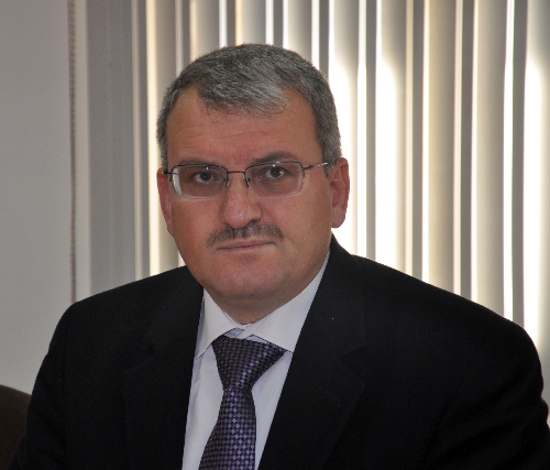 Belediye başkanına 'Resmi belgede sahtecilik ve nitelikli dolandırıcılık' davası