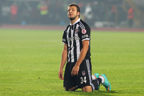 Beşiktaş, Batuhan Karadeniz ile yollarını ayırıyor