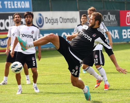 Beşiktaş'ta derbi hazırlıkları devam ediyor