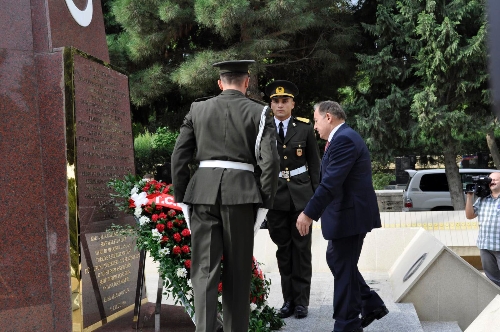 Bilinmeyen Türk ordusunun Bakü zaferi kutlanıyor