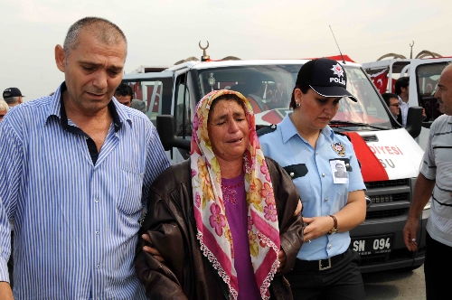 Bingöl şehitlerinin naaşları askeri uçakla Samsun'a getirildi
