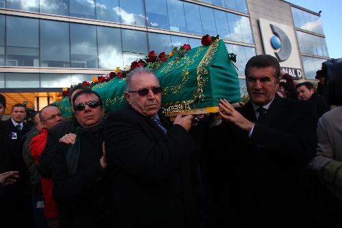 Birand'ı uğurlayan meslektaşları: Ustamızdı, muhabir arkadaşımızdı