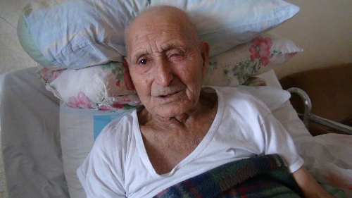 Bitlis'te kırık kalça kemiği, narkozsuz ameliyat edildi