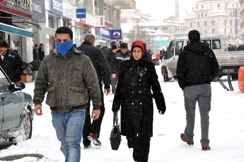 Bolu'da 198 köy yolu ulaşıma kapandı