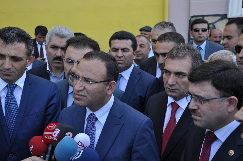 Bozdağ: Camide şarap festivali yapılması provokasyondur