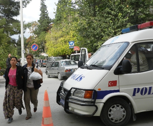 Burdur'da gasp yapanlar, Manisa'da yakalandı