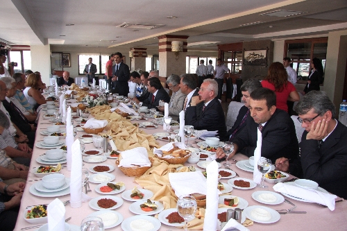 Burdur'u ceviz ezmesi, salep, sipsi ve cura tanıtacak