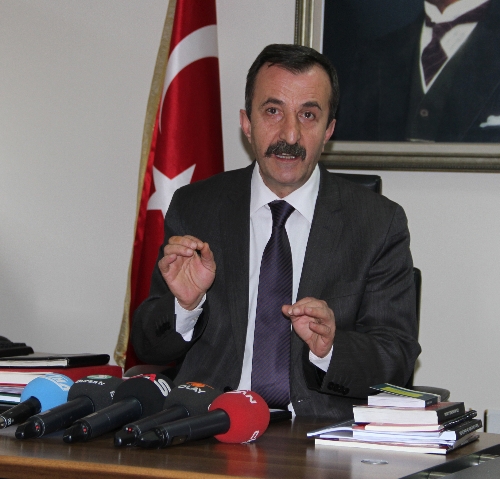 Bursa Barosu'ndan Çağdaş Hukukçular Derneği'ne yönelik operasyonlara tepki