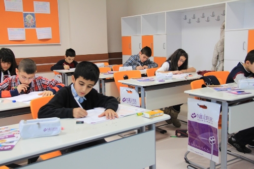 Bursa Nilüfer'de matematiğin en iyisi olabilmek için yarıştı