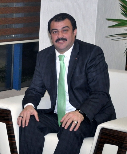 Bursa TV sahibi Mehmet Akkuş ve ailesi trafik kazasında yaralandı
