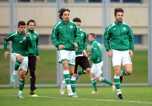 Bursaspor, taraftarı önünde kazanmak istiyor