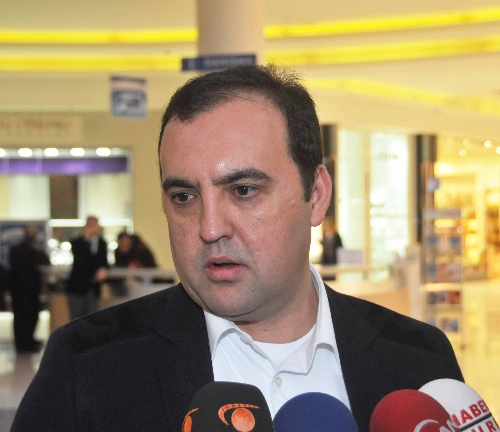 Bursasporlu yöneticiden Aziz Yıldırım'a: Kurmuşlar tiyatro, oynuyorlar