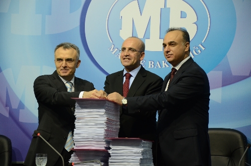 Bütçe 9 ayda 14,4 milyar açık verdi