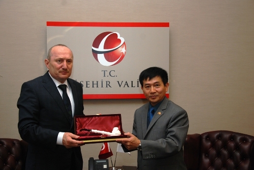 Büyükelçi Coung: Eskişehir ve Vietnam arasında işbirliği artmalı