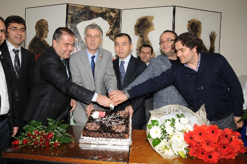 Çalışan Gazeteciler Günü Denizli'de pastayla kutlandı