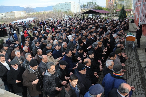 Cenazesi 3 ay sonra morgda bulunan Uğur Bal, gözyaşlarıyla uğurlandı