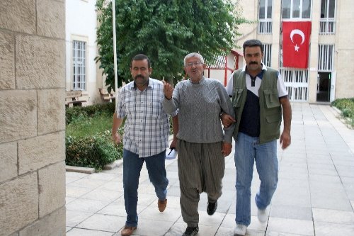 Ceyhan'da hapisten kaçtı Tarsus'ta yakalandı