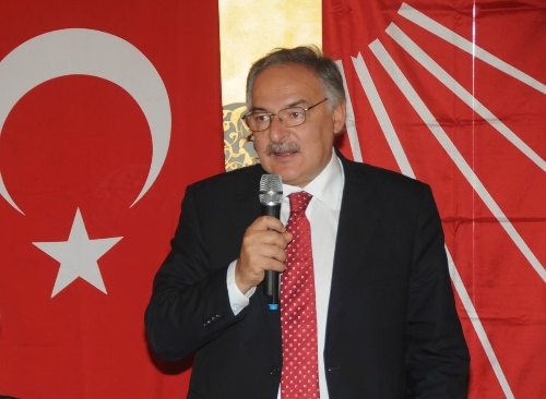 CHP Genel Başkan Yardımcısı Koç: MHP'ye oy verenler kafasını masaya vuruyor