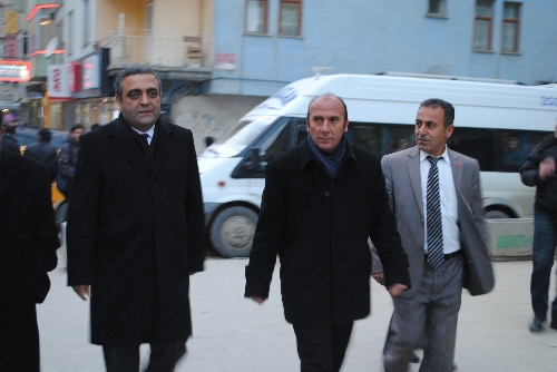 CHP Genel Başkan Yardımcısı Sezgin Tanrıkulu, Hakkari'de