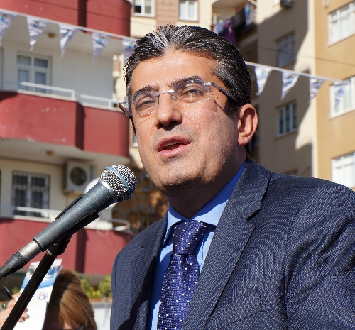 CHP'li Günaydın: Nazım Hikmet'in şiirleri kirletildi