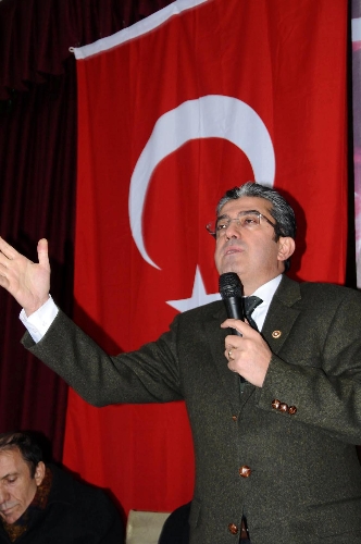 CHP'li Günaydın: Öcalan'la MİT değil, Başbakan konuşuyor