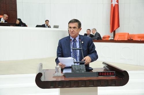CHP'li Vekil, dört komutanın görevden alınmasını Başbakan Erdoğan'a sordu