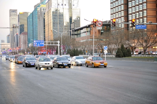 Çin geri adım attı, yeni trafik cezalarını askıya aldı