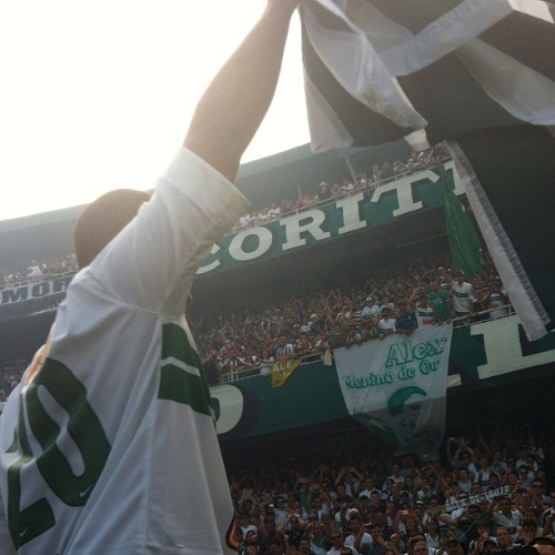 Coritiba'ya resmi imzayı atan Alex, yıllık 2 milyon euro alacak