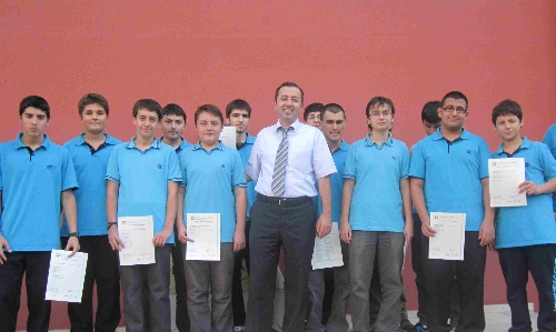 Coşkun Koleji öğrencilerine Cambridge'ten yabancı dil sertifikası