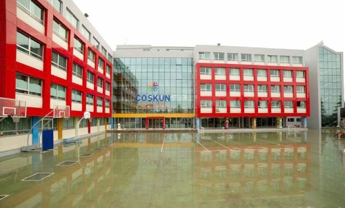 Coşkun Koleji'nde yoğunlaştırılmış İngilizce öğretim dönemi