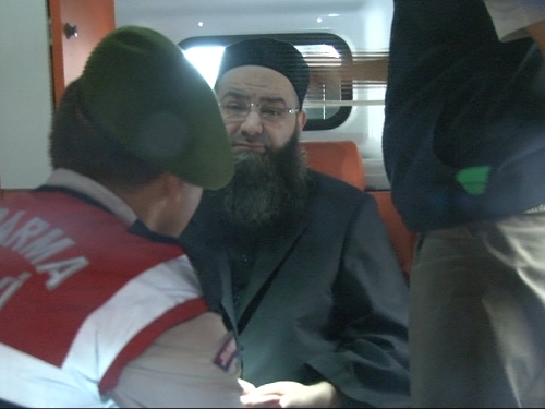 'Cübbeli' göz muayenesi oldu