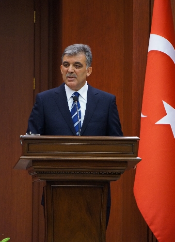 Cumhurbaşkanı Gül: ABD İsrail'i ikaz etmeli