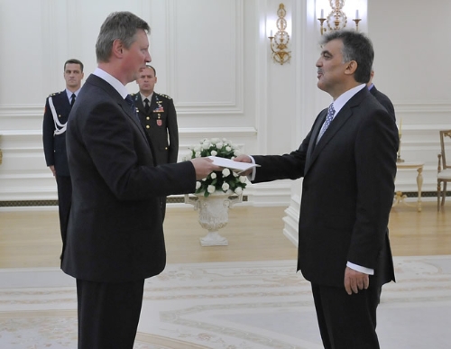 Cumhurbaşkanı Gül: Ne gerekiyorsa anında yapılıyor, yapılmaya devam edecek