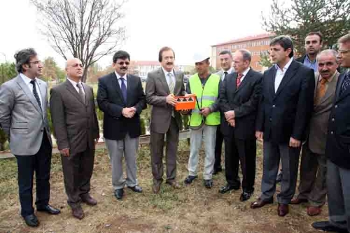Cumhuriyet Üniversitesi Tıp Fakültesi'ne ek bina yapılıyor